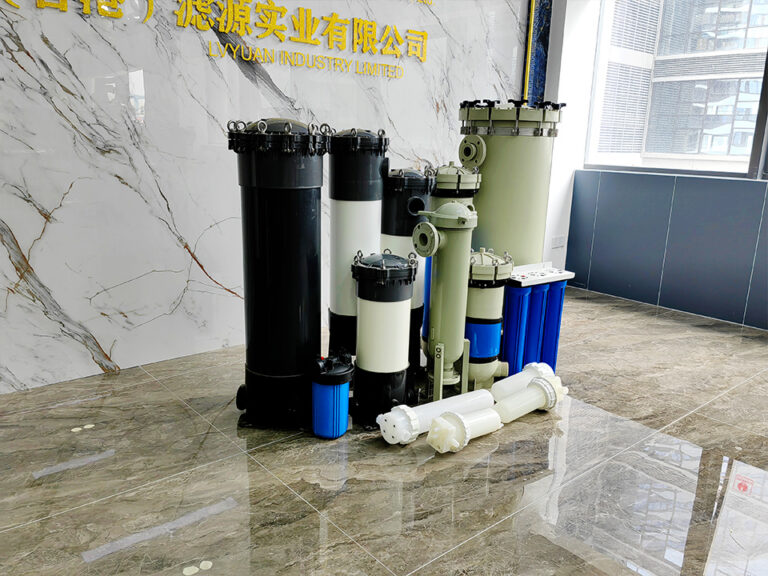 Tek Kullanımlık Cihaz Montajları için Kendinden Sızdırmaz Tıbbi Filtreler 1 Tıbbi ve Laboratuvar Ekipmanları OEM’lerinde Gözenekli Plastik Filtreler